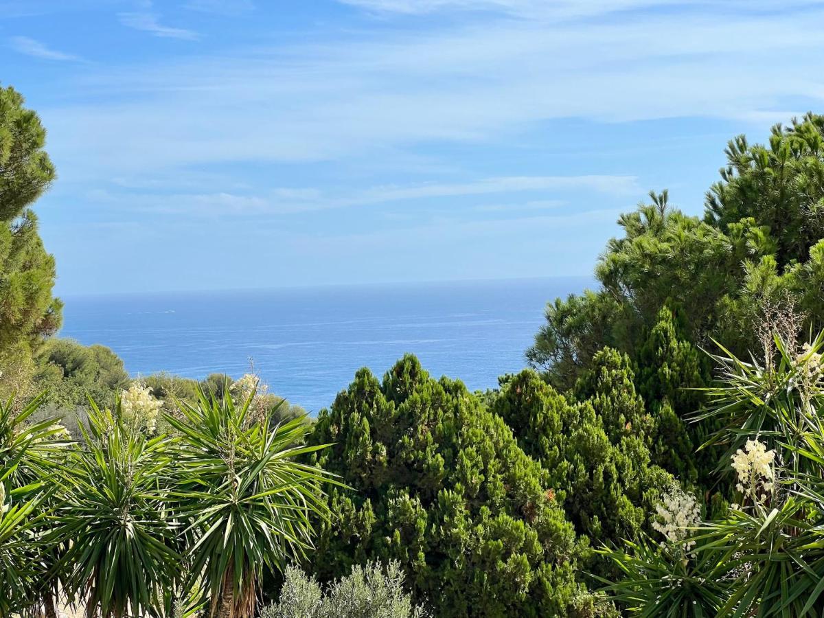 Charmant Studio Climatisé vue mer panoramique , Parking gratuit Menton Extérieur photo